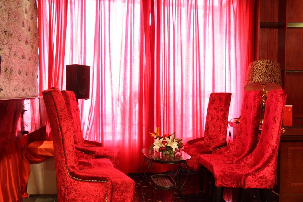 Super 8 Hotel Beijing Shijingshan Jiujiuyuan Buitenkant foto