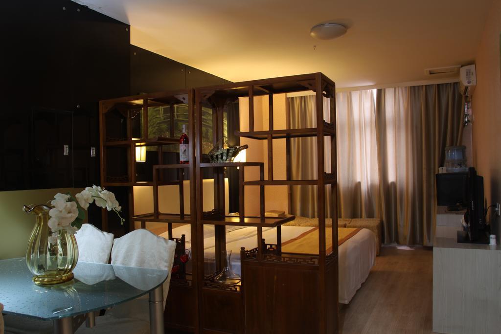 Super 8 Hotel Beijing Shijingshan Jiujiuyuan Buitenkant foto